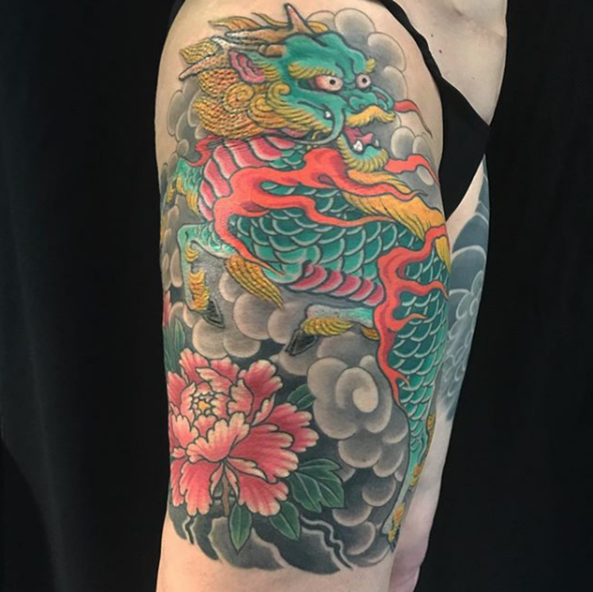 tätowierung, tätowierer, tätowierungsdesign, tattooinspiration, tätowierungskunst, japanisches tattoo, eingefärbt, inkedmag