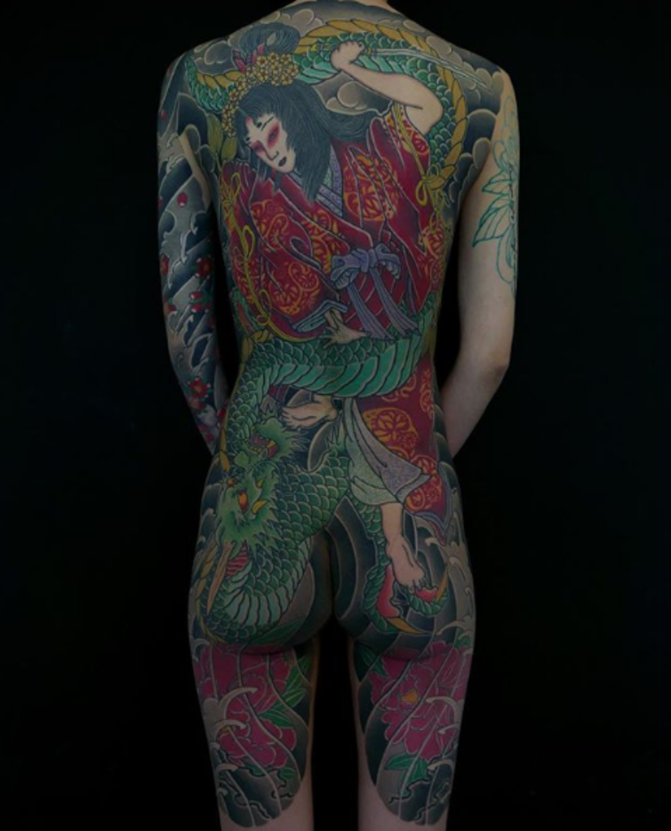 tätowierung, tätowierer, tätowierungsdesign, tattooinspiration, tätowierungskunst, japanisches tattoo, eingefärbt, inkedmag