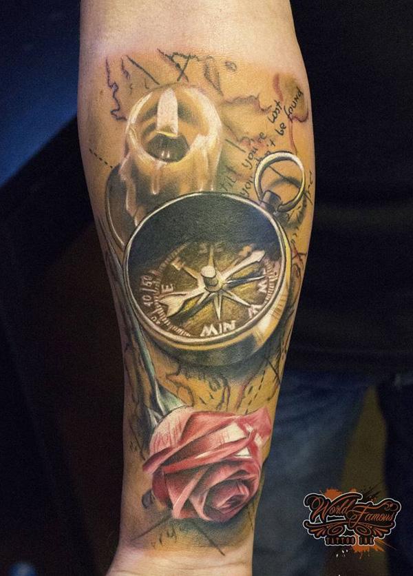 3D Tattoo mit Kombination aus Kompass, Rose und Kerze am Unterarm