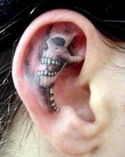 Lebka ucho tetování