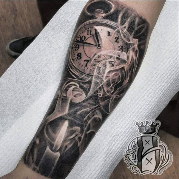 hodinky-a-svíčka-předloktí-tetování-79