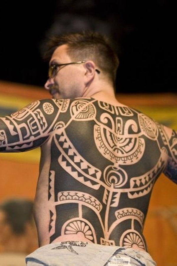 100 besten Tribal Tattoo Designs für Männer und Frauen