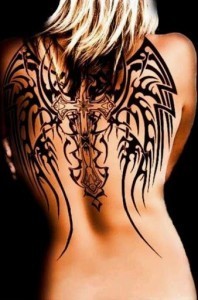 100 besten Tribal Tattoo Designs für Männer und Frauen