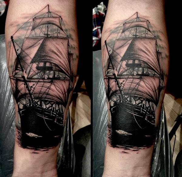 Tetování na paži lodi-93