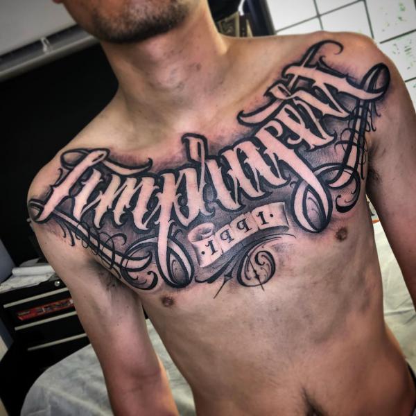 LIMPRASERT Tattoo mit großem Schriftzug