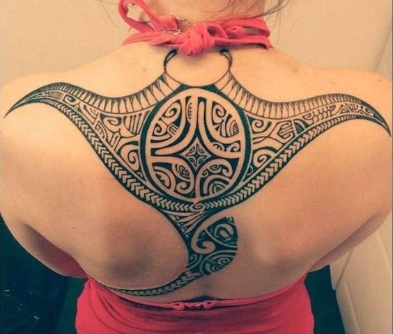 100 Polynesische Tattoo-Fotos, die wunderschön sind