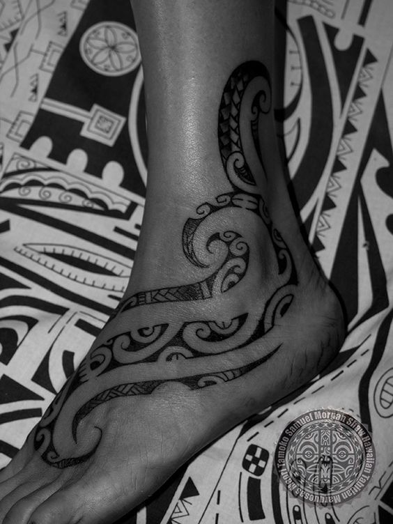 100 Polynesische Tattoo-Fotos, die wunderschön sind