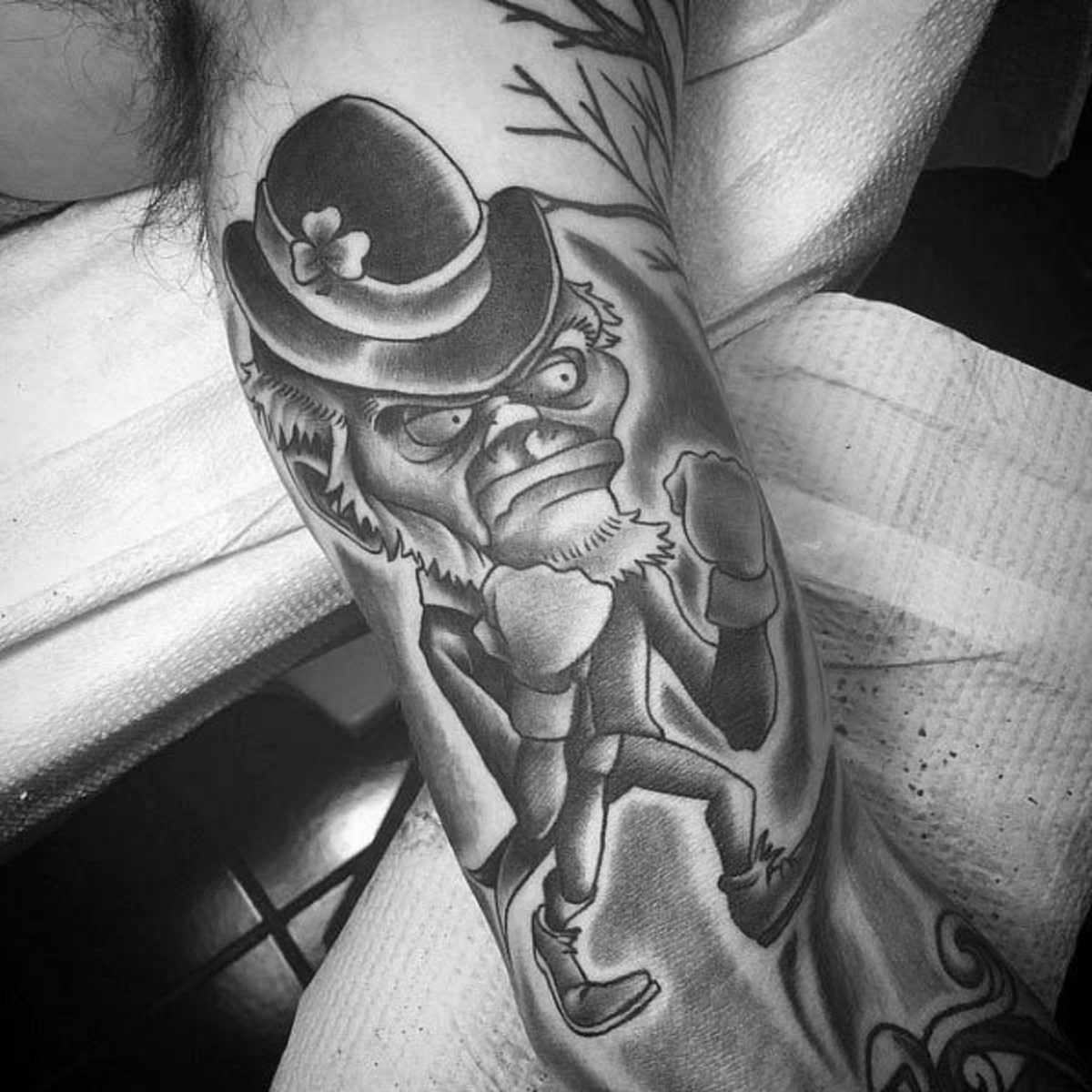 Unterarm-männlich-cooler-Kobold-Tattoo-Ideen