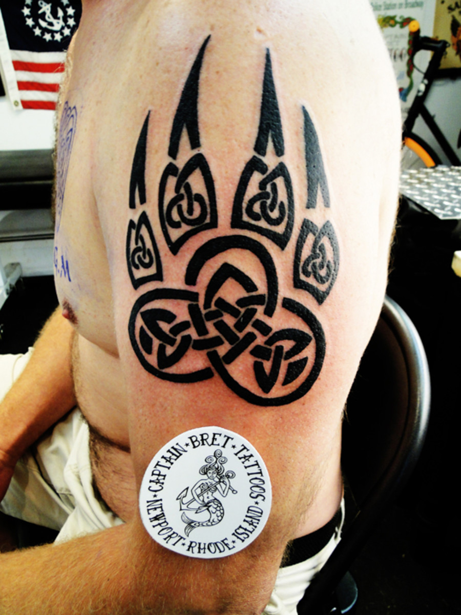 Native-wolf-paw-keltic-tattoo-tattoosbycaptainbret