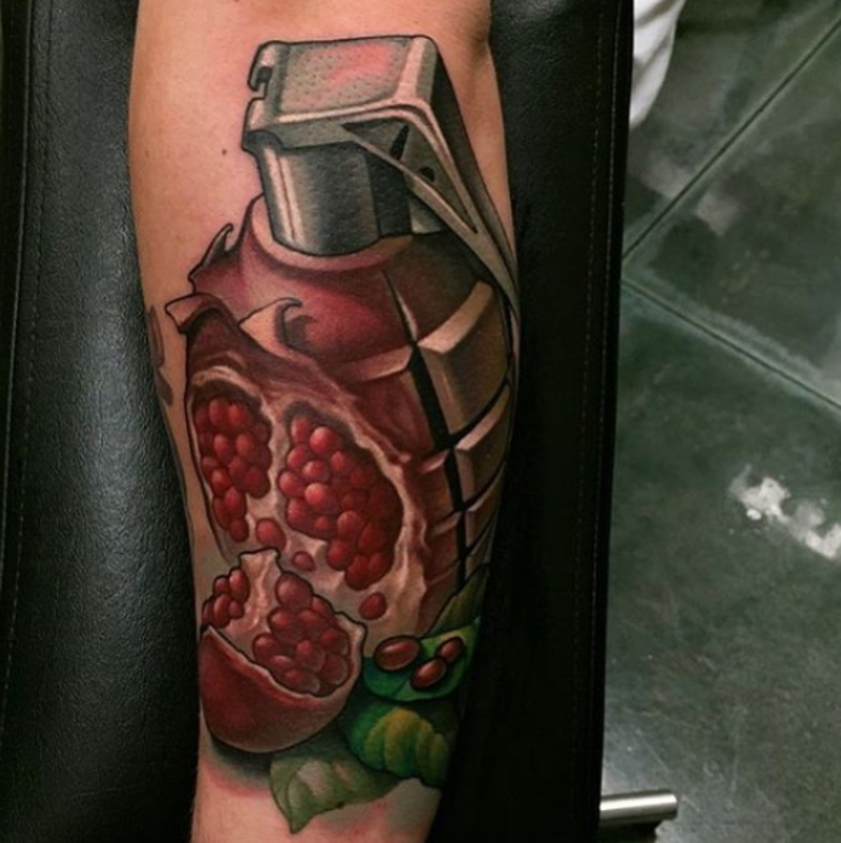 Tattoo, Tätowierer, Tattoo-Idee, Tattoo-Design, Tattoo-Inspiration, Tattoo-Kunst, Tattoo für Männer, Männer-Tattoo, eingefärbt, inkedmag