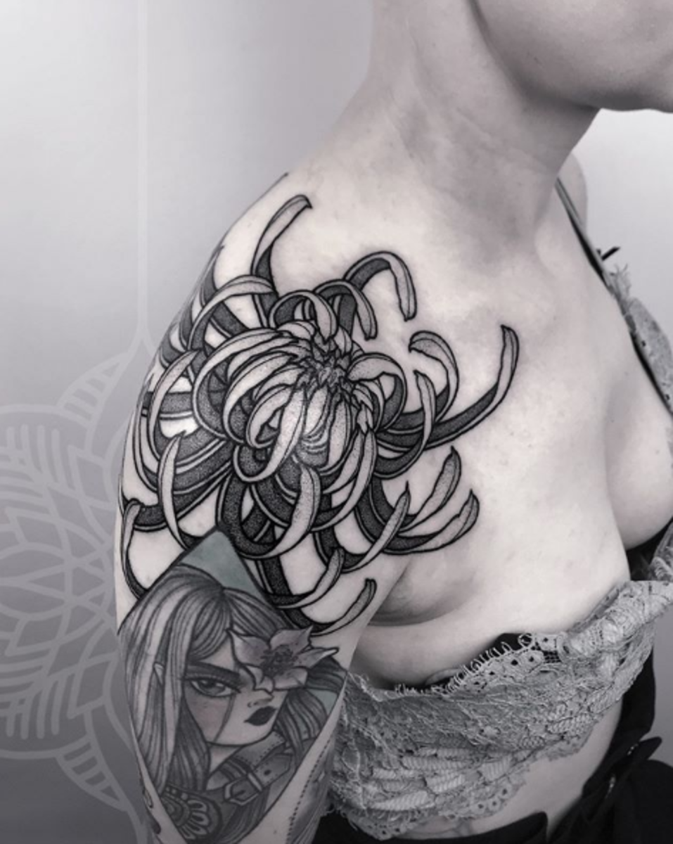 tattoo, tätowierer, tattoo-idee, tattoo-inspiration, tattoo-design, eingefärbt, inkedmag, tattoo für frauen, frauen tattoo