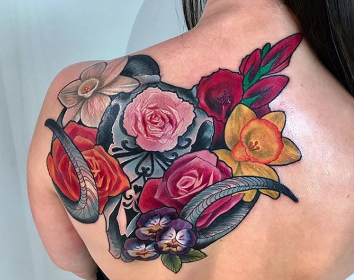 tattoo, tätowierer, tattoo-idee, tattoo-inspiration, tattoo-design, eingefärbt, inkedmag, tattoo für frauen, frauen tattoo