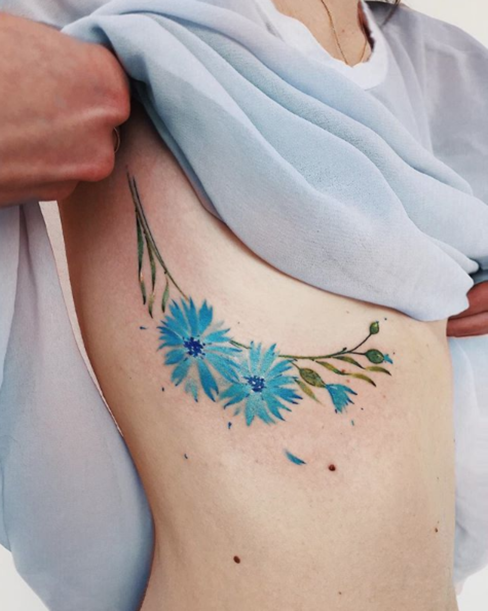 tattoo, tätowierer, tattoo-idee, tattoo-inspiration, tattoo-design, eingefärbt, inkedmag, tattoo für frauen, frauen tattoo