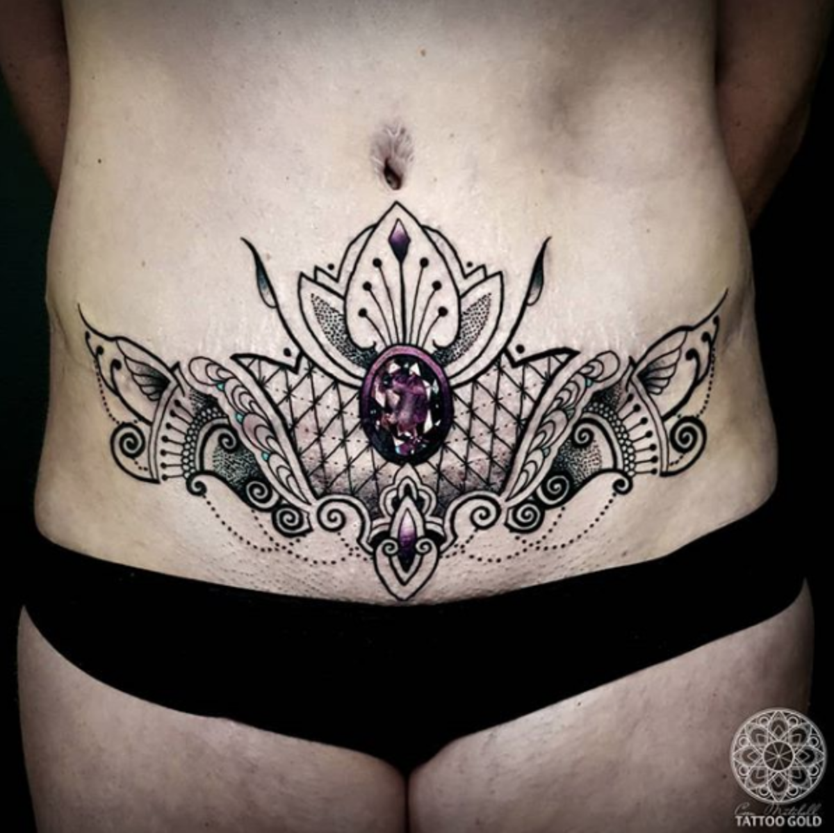 tattoo, tätowierer, tattoo-idee, tattoo-inspiration, tattoo-design, eingefärbt, inkedmag, tattoo für frauen, frauen tattoo