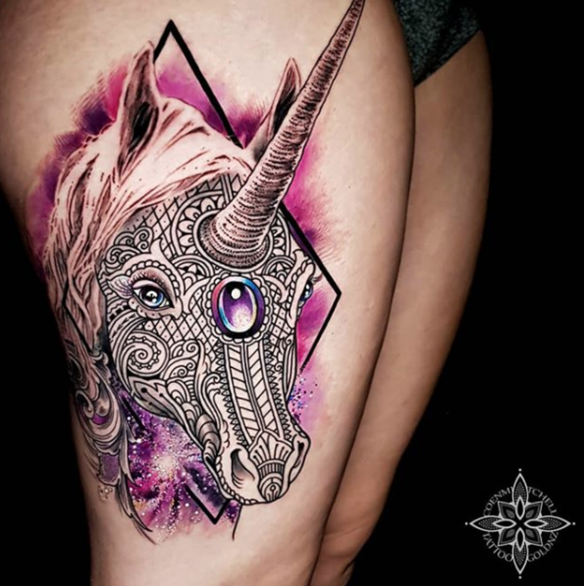 tattoo, tätowierer, tattoo-idee, tattoo-inspiration, tattoo-design, eingefärbt, inkedmag, tattoo für frauen, frauen tattoo