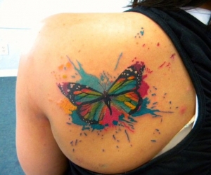 101 Schmetterlings-Tattoos, um ein GROSSES Lächeln auf Ihr Gesicht zu zaubern