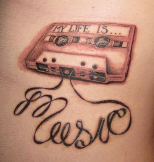 101 geniale Musik-Tattoos, die Sie selbst bekommen möchten