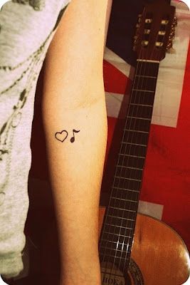 101 geniale Musik-Tattoos, die Sie selbst bekommen möchten