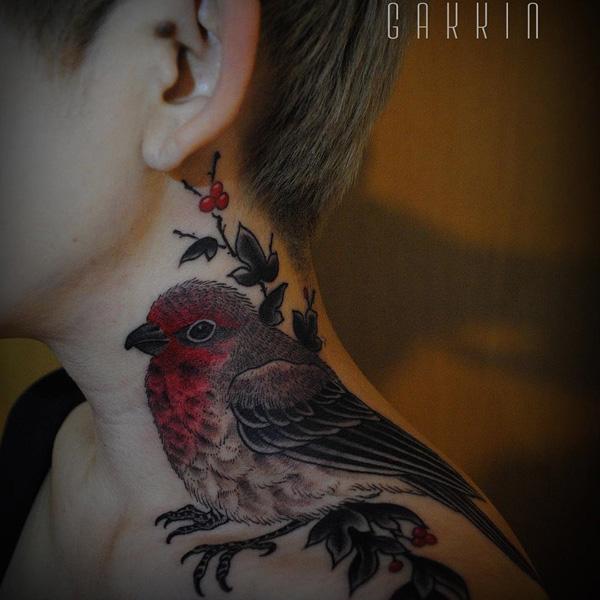 Vogel-Tattoo-auf-Hals-65