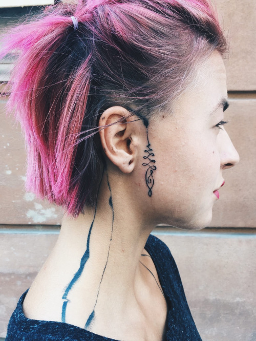 114 Gesichtstattoos, die heilig sind SH*T Amazing!