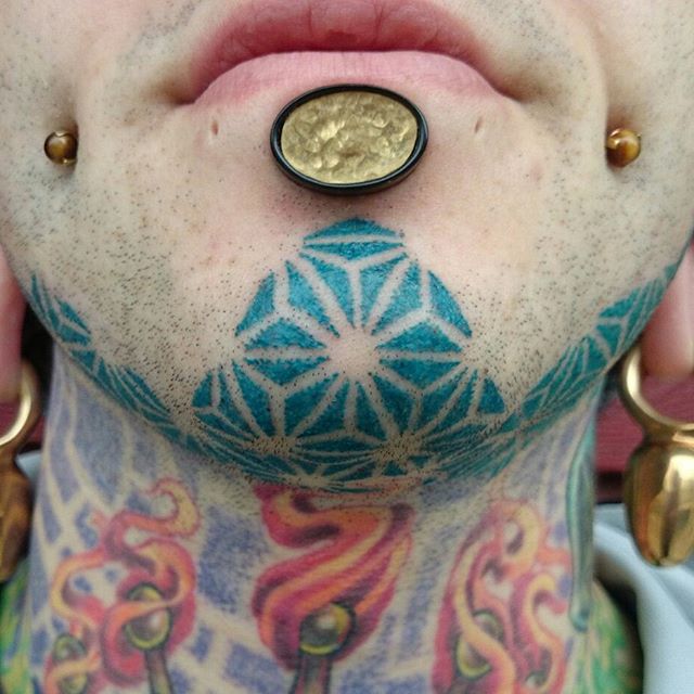 114 Gesichtstattoos, die heilig sind SH*T Amazing!