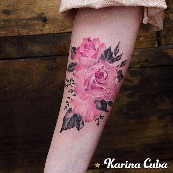 Verspieltes rosa Rose Tattoo