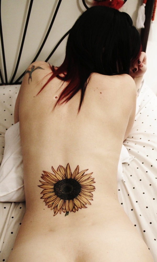 125 Sonnenblumen-Tattoo, um Ihren Tag zu erhellen