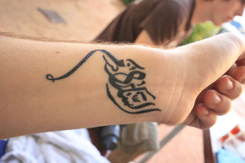 133 beliebteste arabische Tattoos