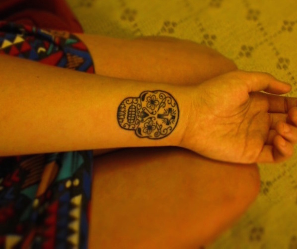 138 coole Zuckerschädel-Tattoos