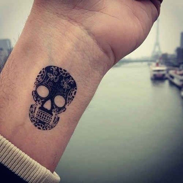 138 coole Zuckerschädel-Tattoos