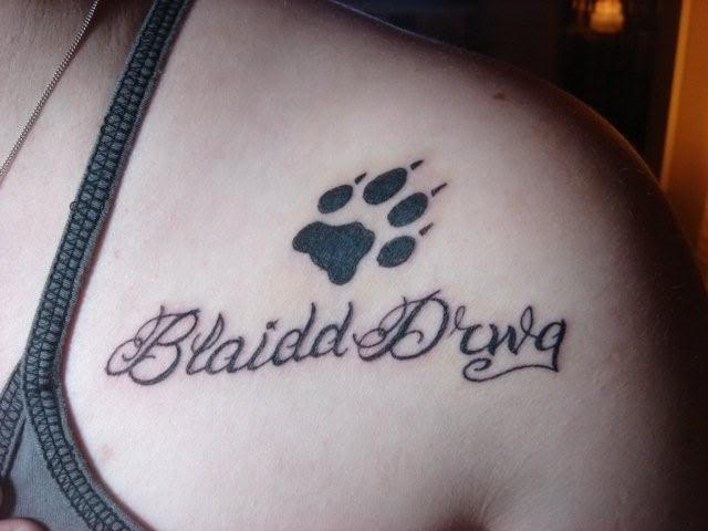 141 Hardcore-Fandom-Tattoos, die du sehen musst!