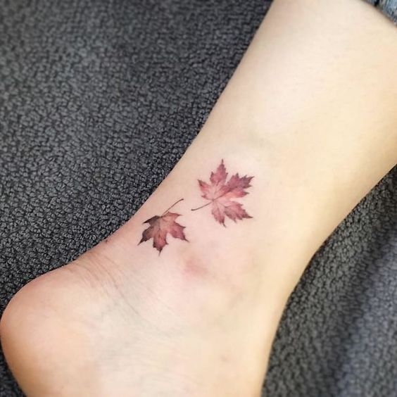 147 návrhů Foot Tattoo, které vám pomohou zanechat strmější stopu