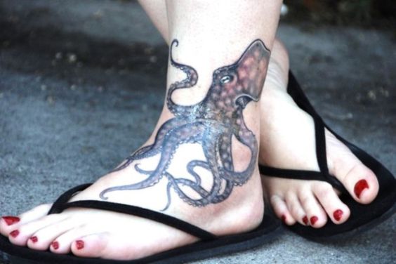 147 návrhů Foot Tattoo, které vám pomohou zanechat strmější stopu