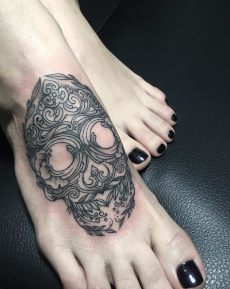 147 návrhů Foot Tattoo, které vám pomohou zanechat strmější stopu