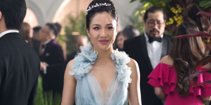 Constance Wu's Rachel Chu hat uns in diesem Ensemble im Erfolgsfilm Crazy Rich Asians Disney-Prinzessinnen-Vibes gegeben.