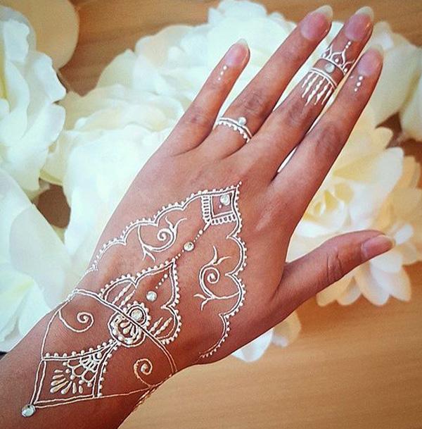 Bílá Henna Design-5