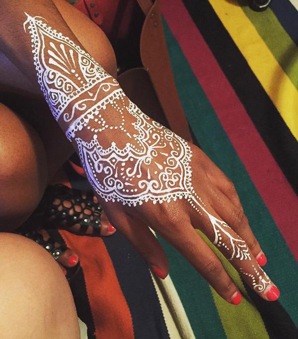 Bílá Henna Design-14