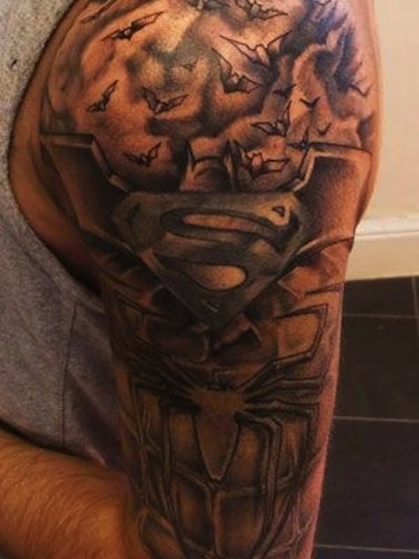 25 Superman Tattoo für den Helden in dir