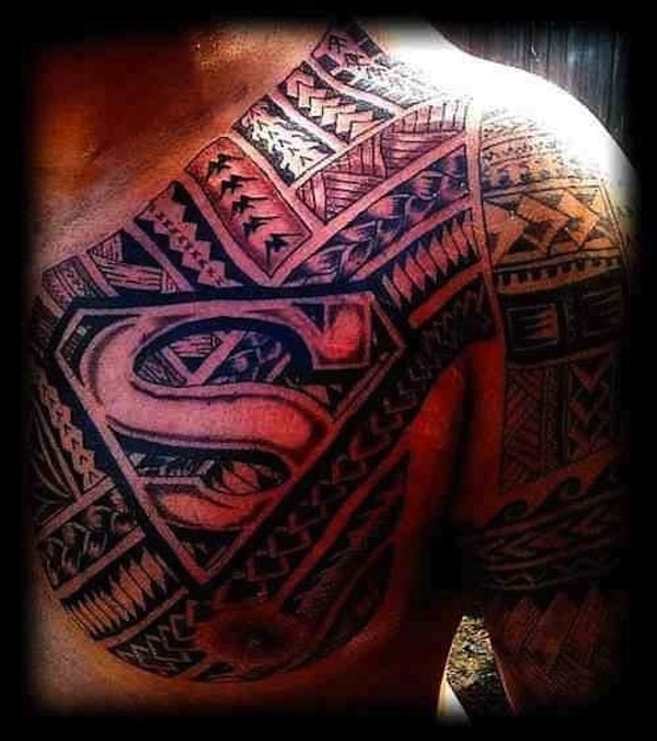 25 Superman Tattoo für den Helden in dir