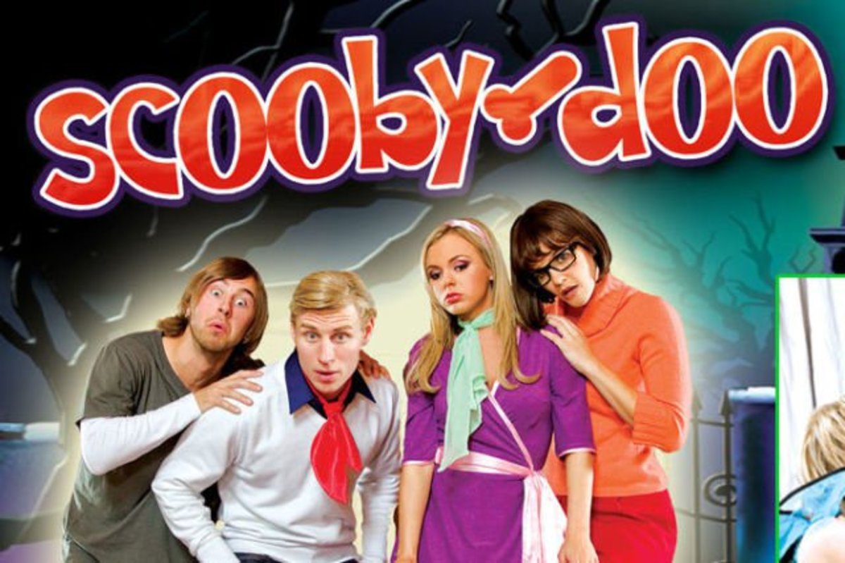 galerie-1463154496-scooby-doo-xxx-porno-parodie-1