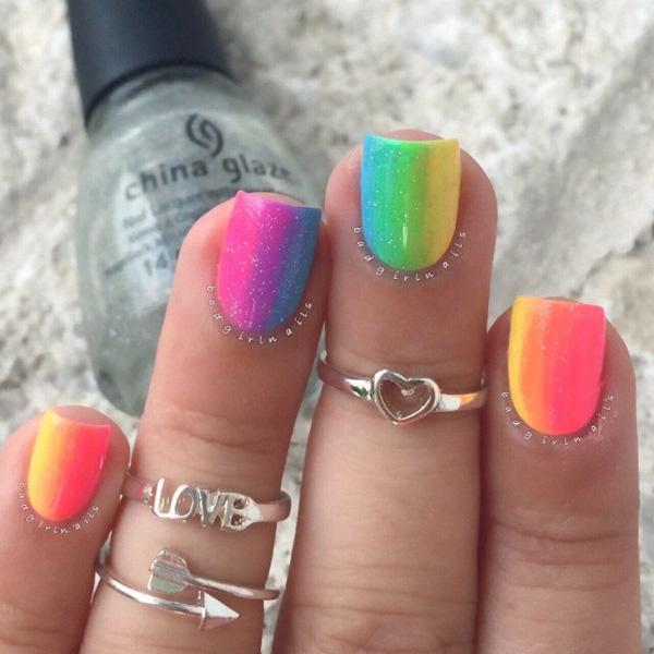 Regenbogen-Nagelkunst-4