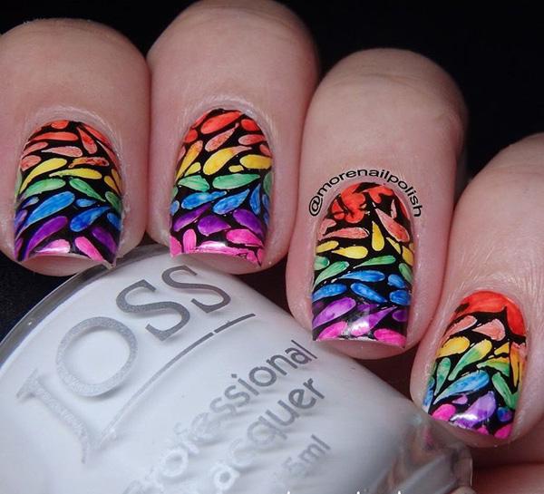 Regenbogen-Nagelkunst-23