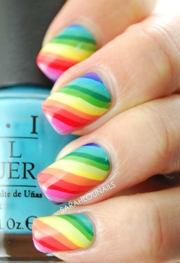 Regenbogen-Nagelkunst-25