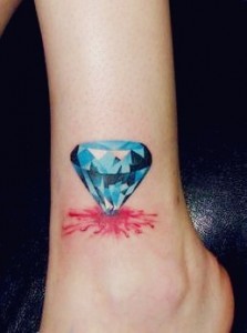 30 atemberaubende Diamant-Tattoo-Designs