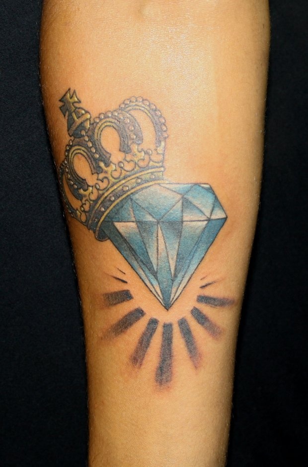 30 atemberaubende Diamant-Tattoo-Designs