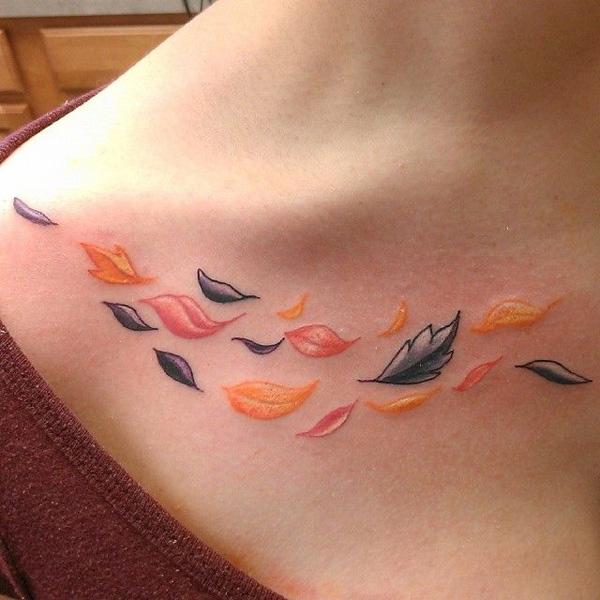 tetování na klíční kost na podzim