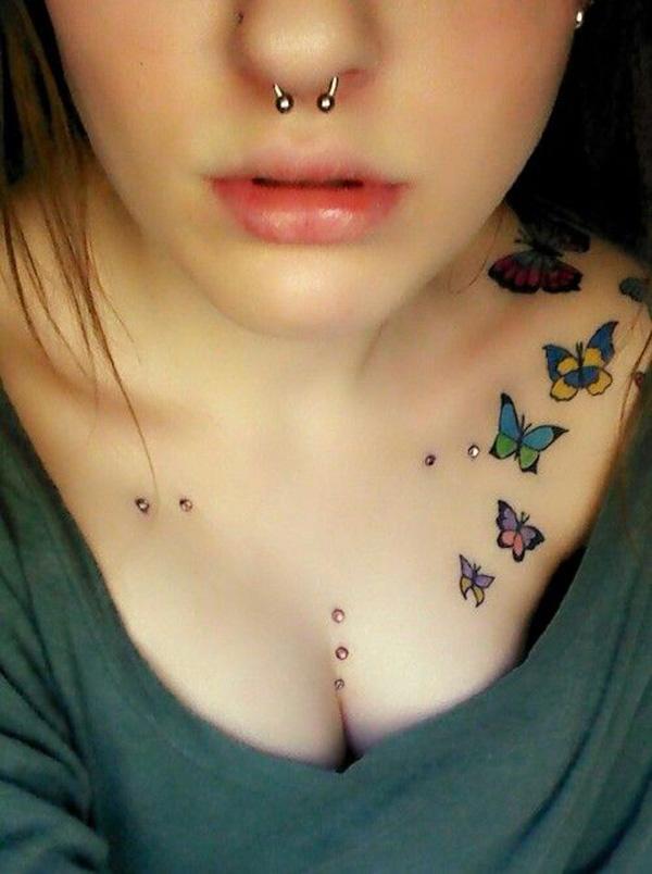 motýl klíční kosti tetování