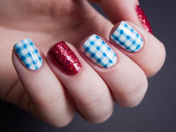 Gingham Nail Designs-2