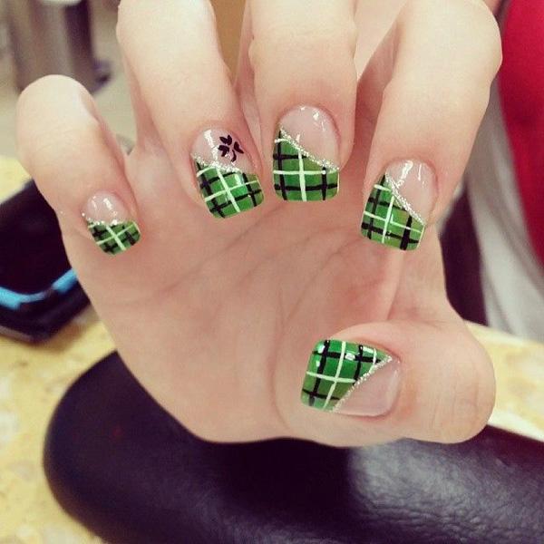 Plaid Nail Art-7