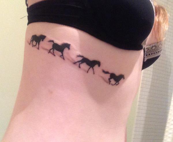 Pferde Tattoo für Frauen